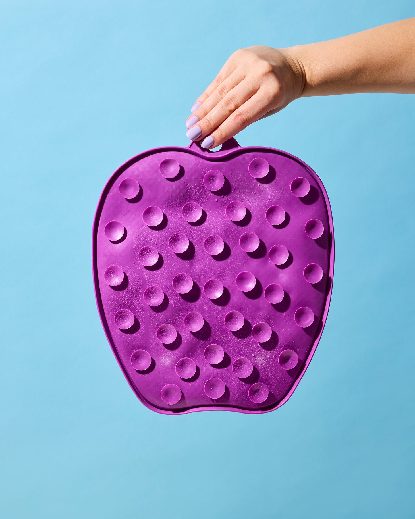The Footsie hands free foot scrubber for clean feet